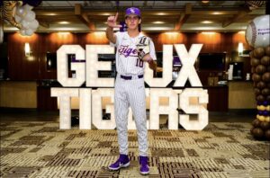 College-Commits-Gallery10